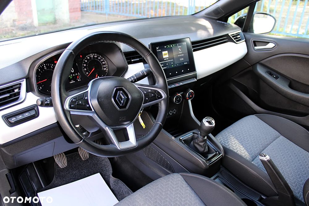 Renault Clio - 14
