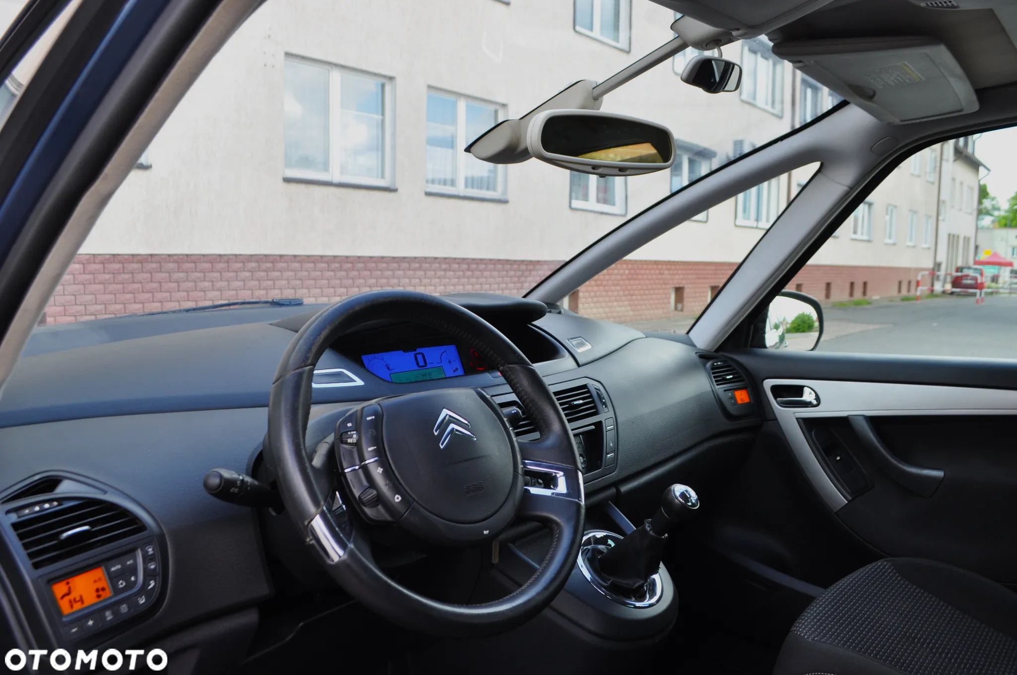 Citroën C4 Picasso - 11