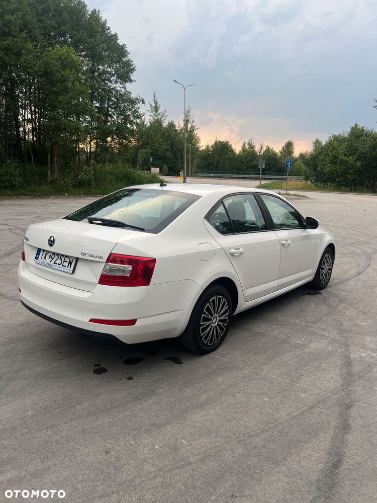 Skoda Octavia 1.6 TDI Ambition DSG - 13