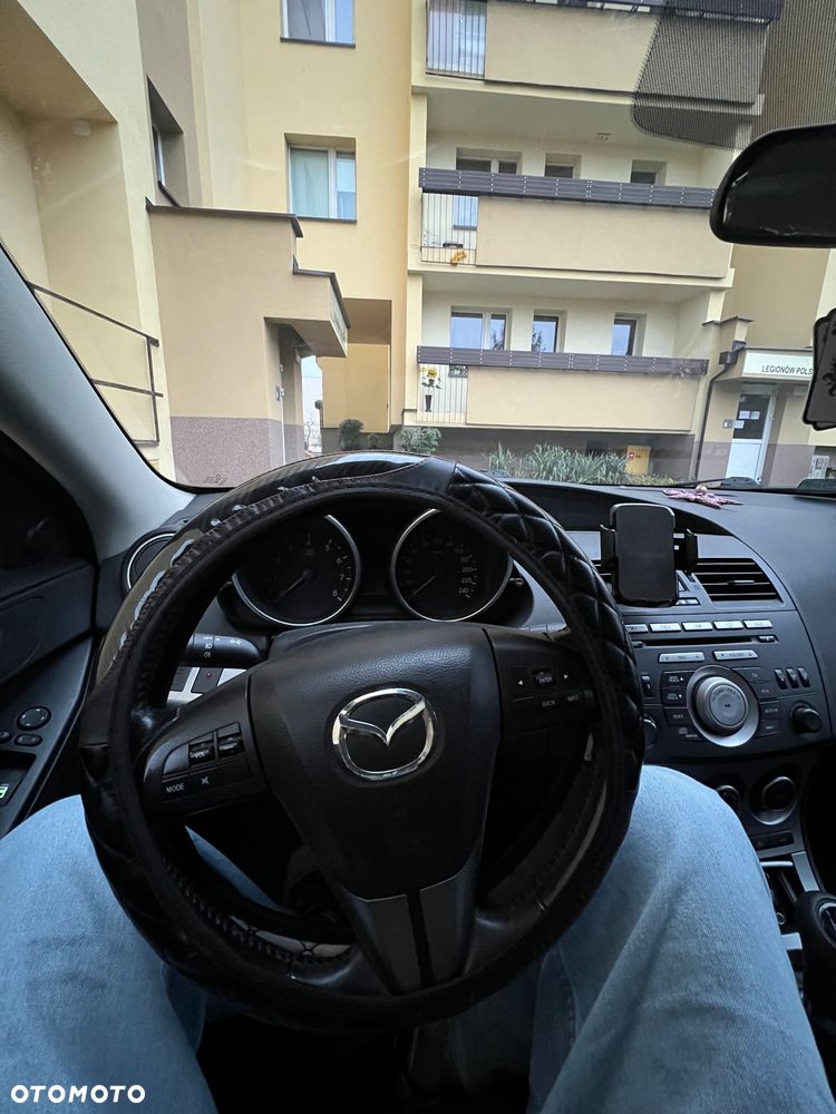 Mazda 3 - 13