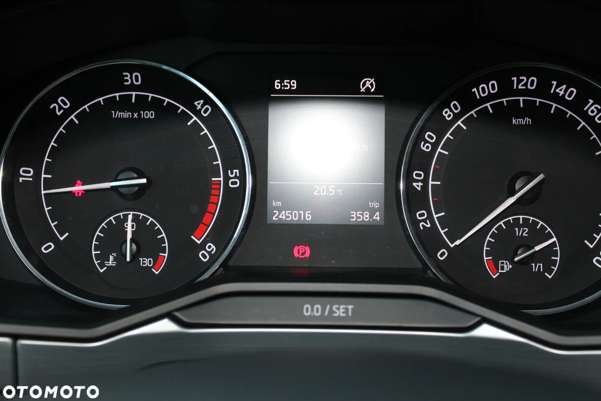 Skoda Superb 2.0 TDI Style - 6