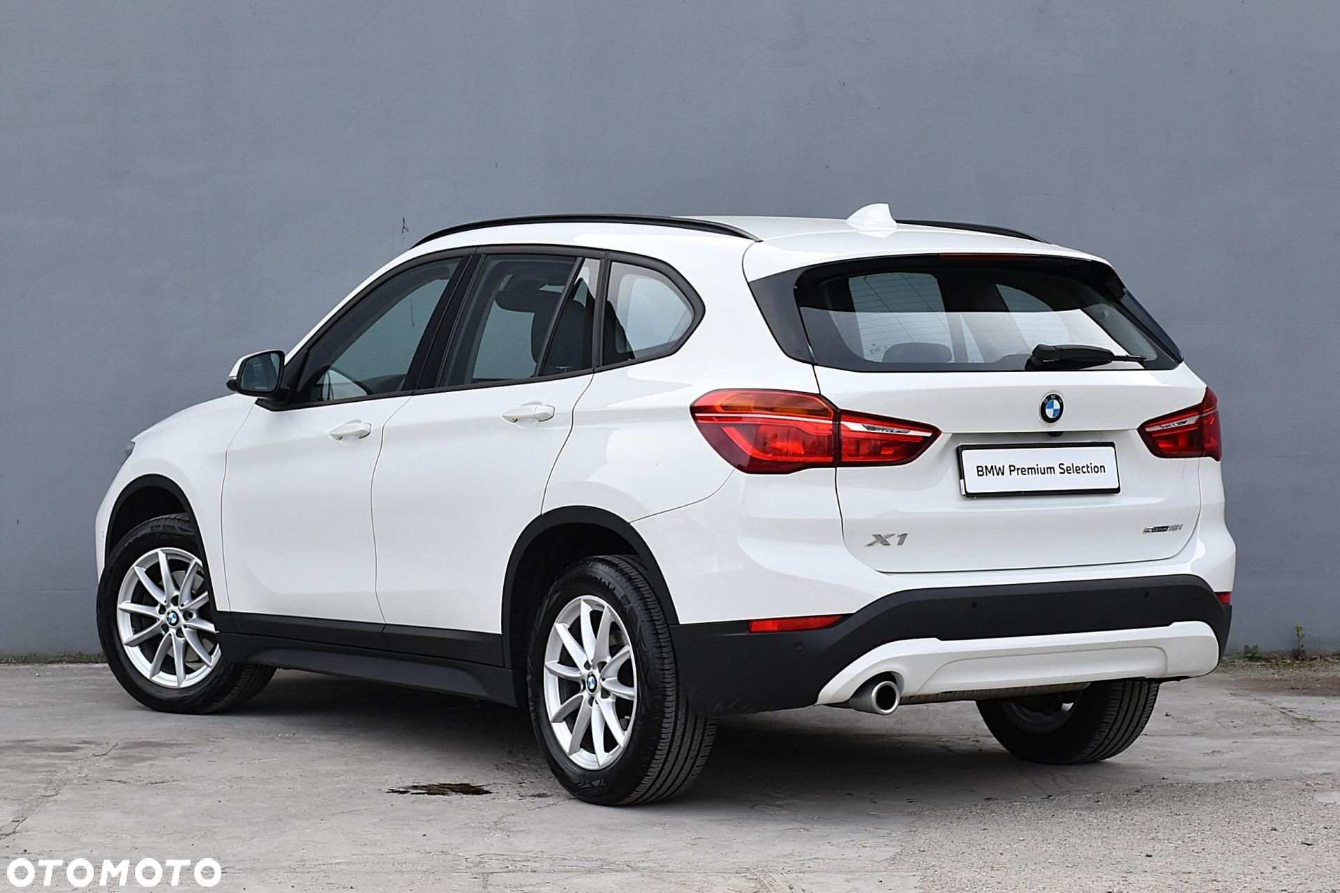 BMW X1 - 4