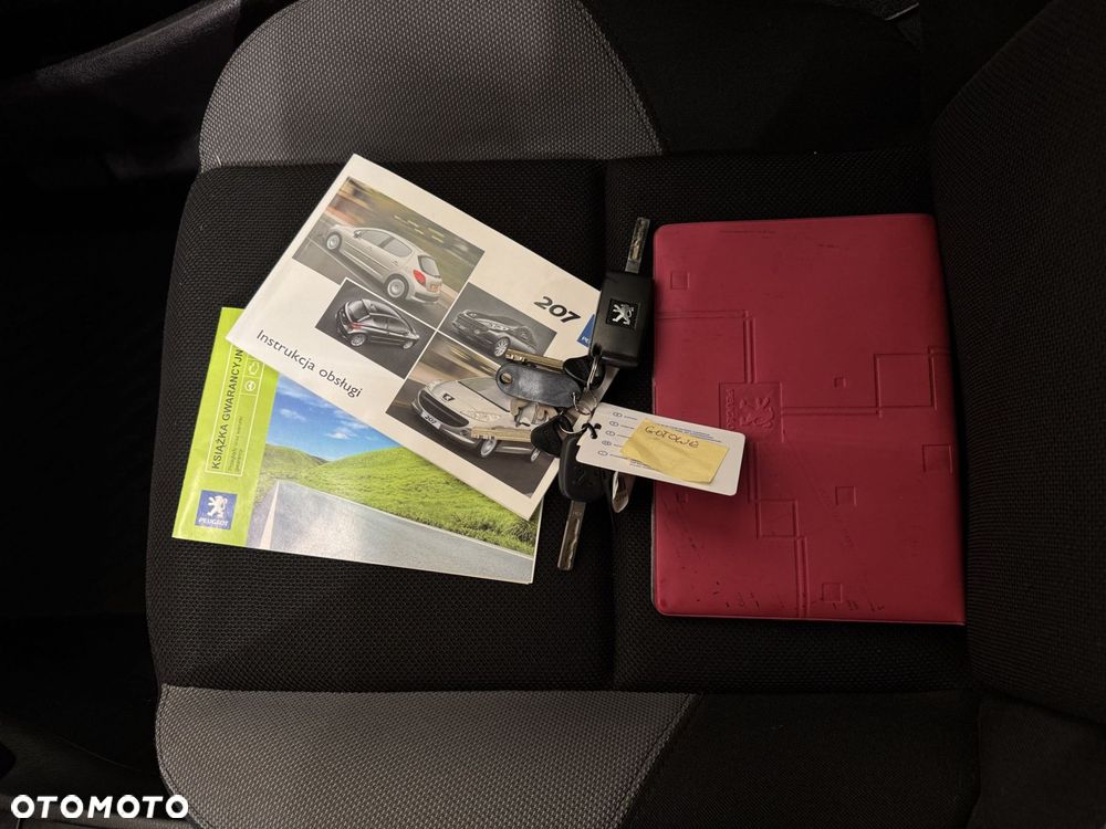 Peugeot 207 1.4 16V Trendy - 22