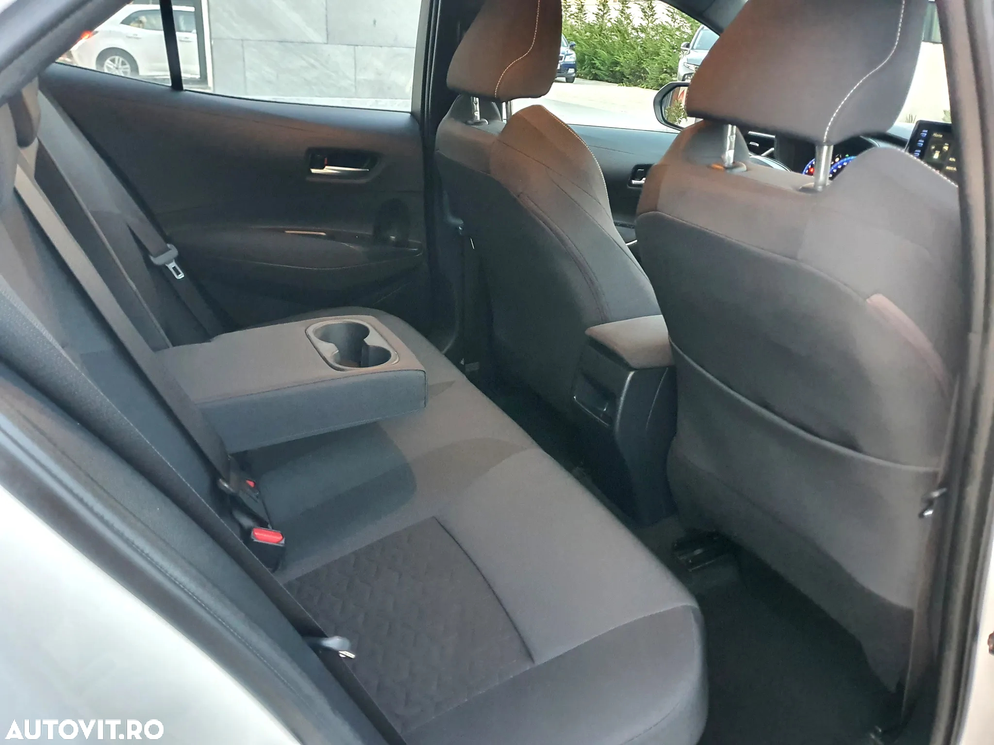 Toyota Corolla 1.8 HSD Dynamic - 21