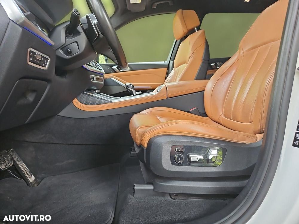BMW X7 - 26