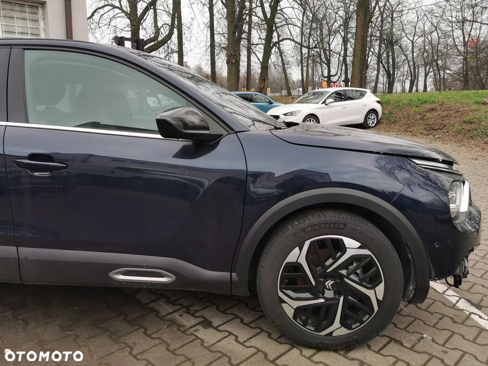 Citroën C4 Hybrid 136 ë-DSC6 PLUS - 13