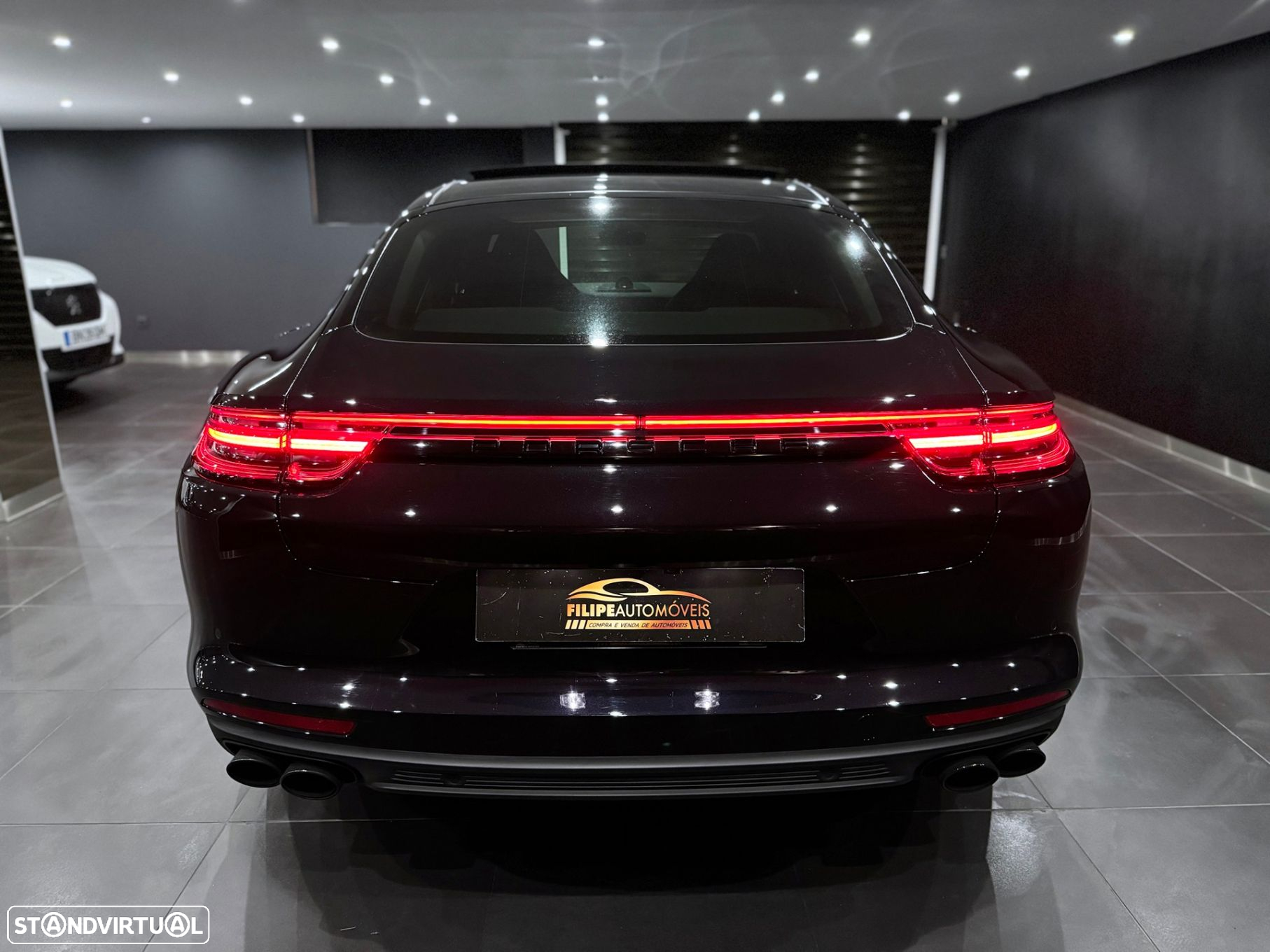 Porsche Panamera 4 E-Hybrid Executive - 8