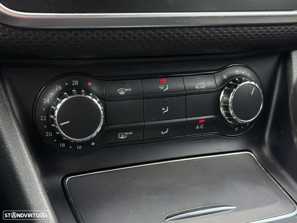 Mercedes-Benz A 180 d Urban - 14
