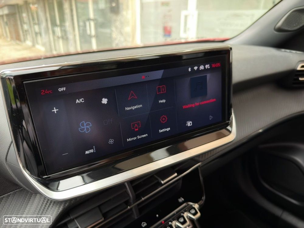 Peugeot 2008 PureTech 130 EAT8 GT - 16