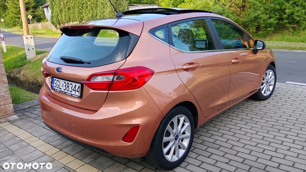 Ford Fiesta 1.0 EcoBoost S&S TITANIUM - 11
