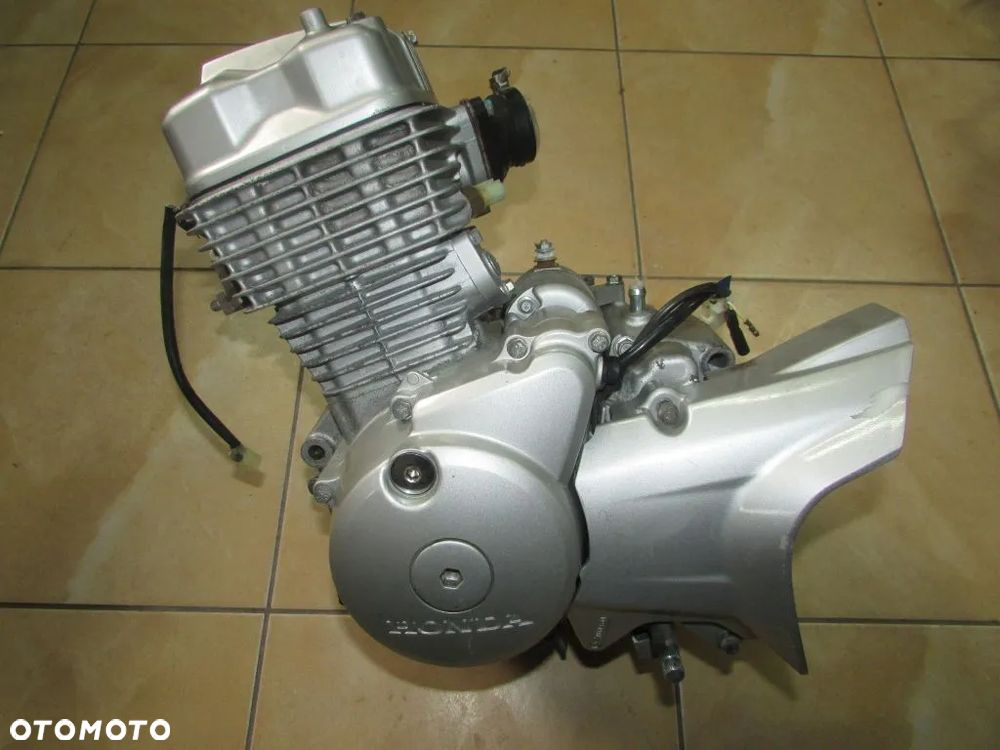 Honda CBF 125 JC40 08> silnik motor engine - 2