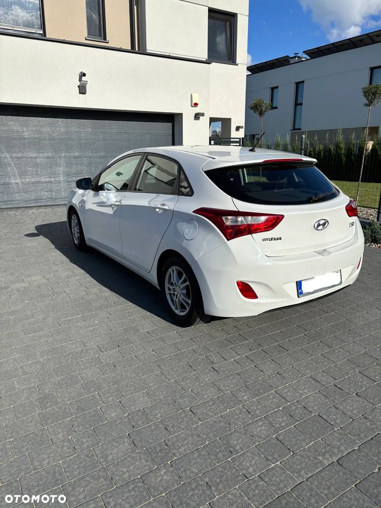 Hyundai i30 1.6 CRDi Classic + - 2