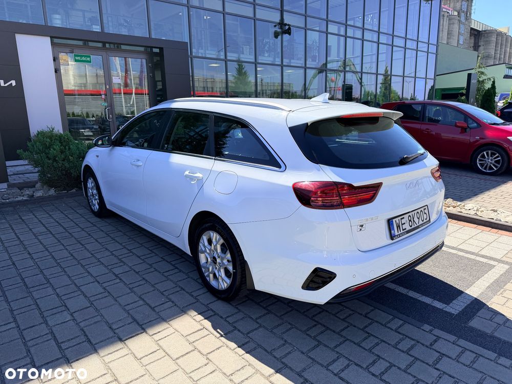 Kia Ceed 1.5 T-GDI M - 8