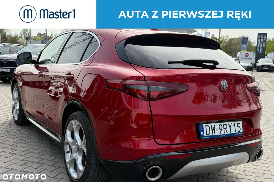 Alfa Romeo Stelvio 2.0 Turbo 6C Villa D'este Q4 - 3