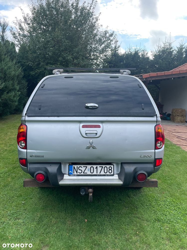 Mitsubishi L200 - 4