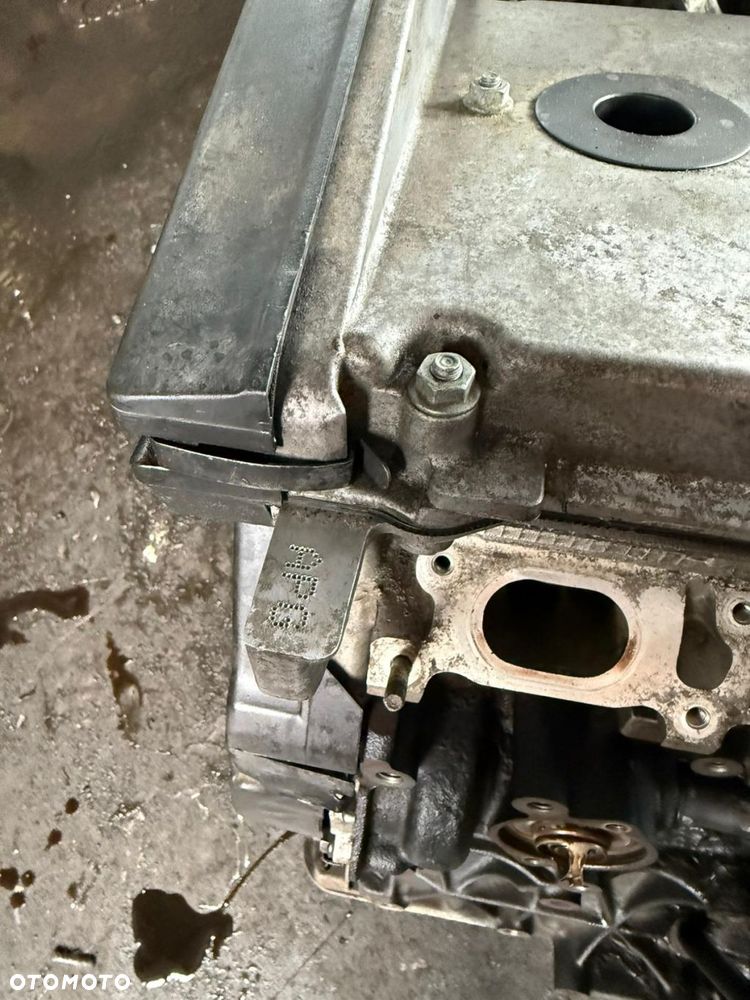 Silnik słupek Audi A3 8L 1.8 benzyna kod APG - 7