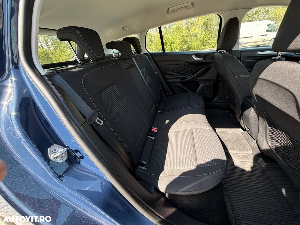 Ford Focus 2.0 EcoBlue Titanium - 16