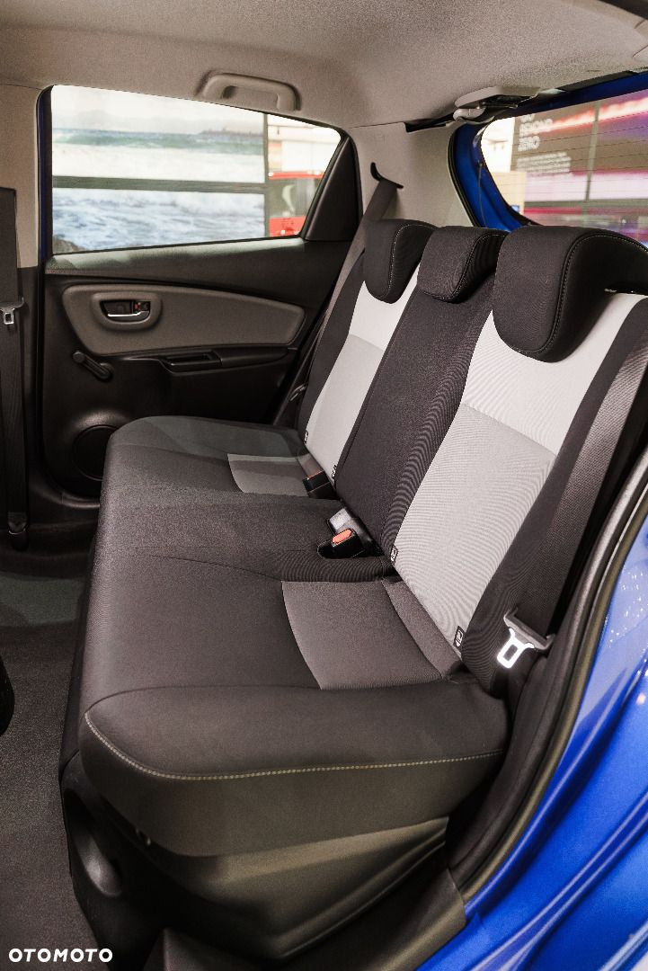 Toyota Yaris - 24