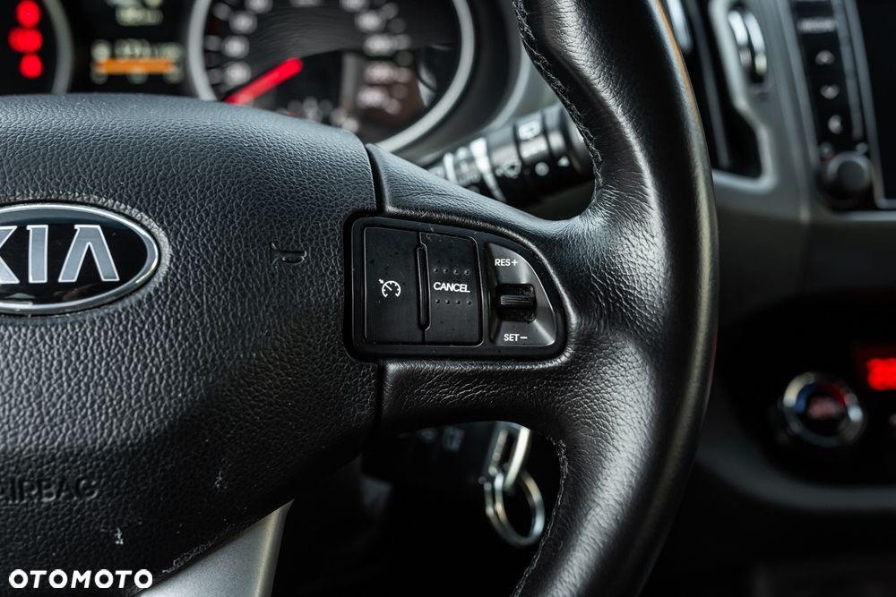 Kia Sportage 1.6 GDI 2WD ISG Dream-Team Edition - 16