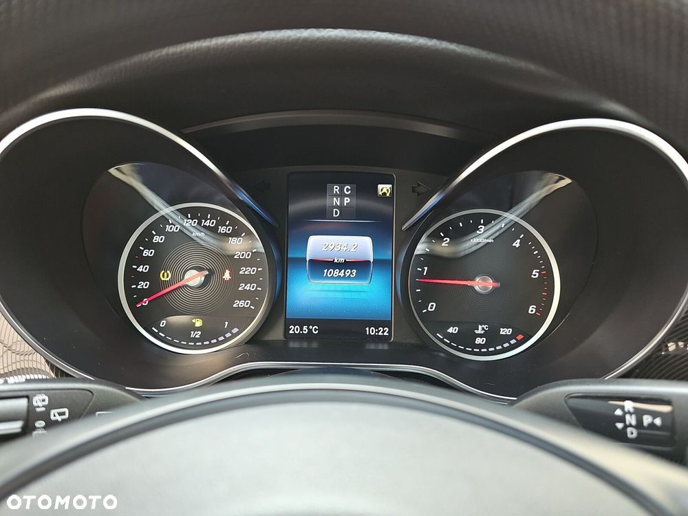 Mercedes-Benz Klasa V - 24