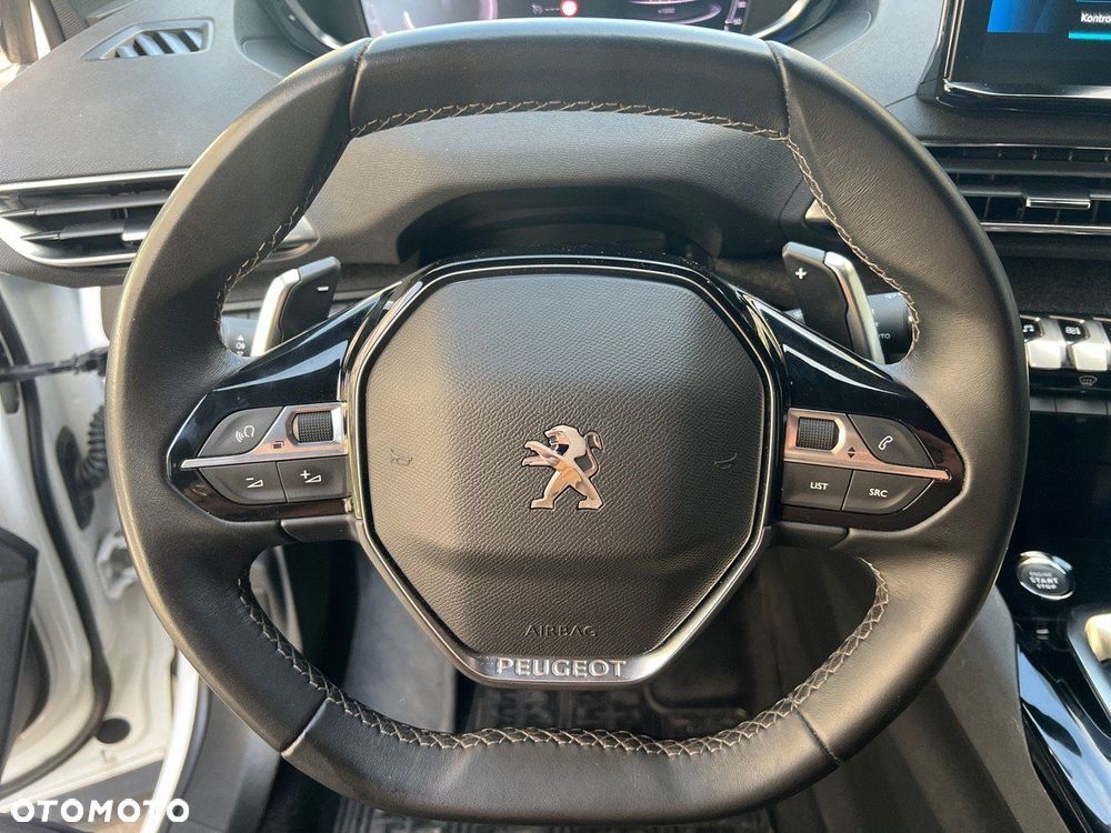 Peugeot 3008 1.2 PureTech Allure Pack S&S EAT8 - 13