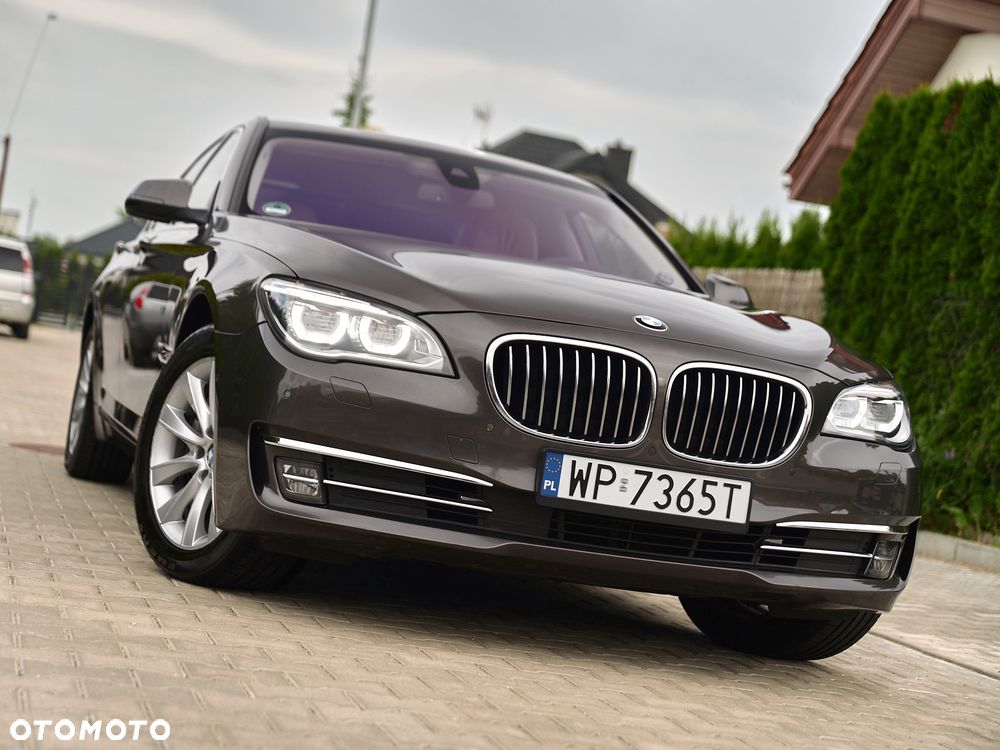 BMW Seria 7 750d xDrive Blue Performance Edition Exclusive - 1