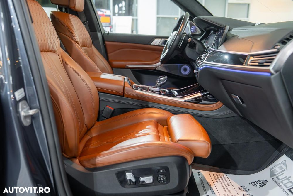 BMW X7 xDrive40i - 18