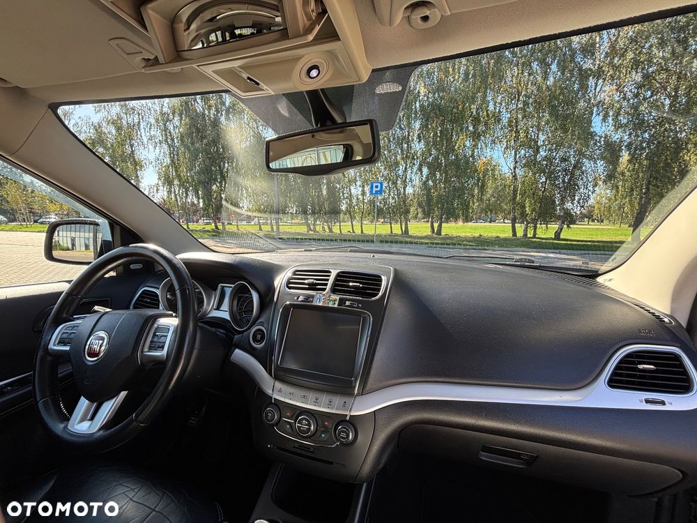 Fiat Freemont 2.0 Multijet Lounge AWD - 23