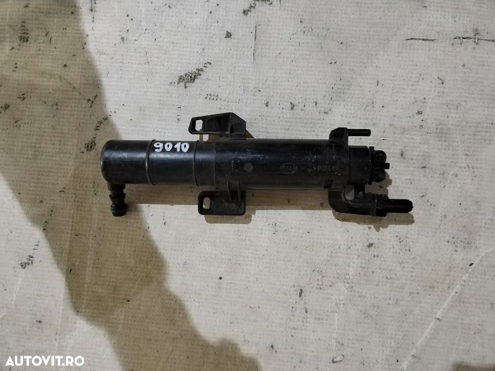 Pompa spalator far stanga, Skoda Superb 2, facelift, 2013, 2014, 2015, cod origine OE 3T0955979A. - 2