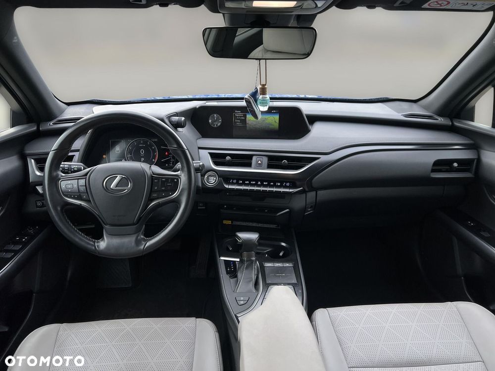 Lexus UX 200 Prestige 2WD - 4