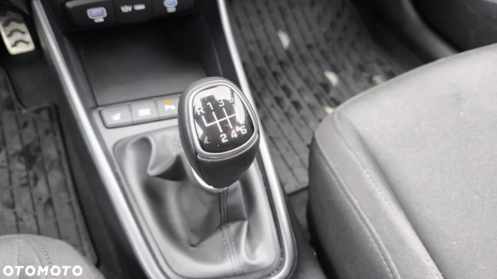 Hyundai Bayon 1.0 T-GDI Smart - 22