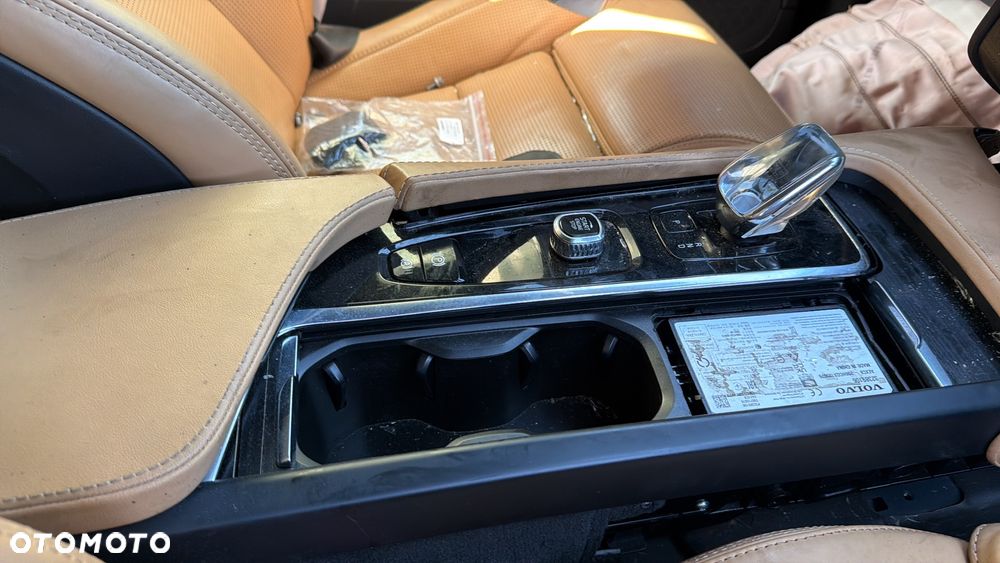 Volvo XC 90 T6 GPF AWD Inscription 7os - 25