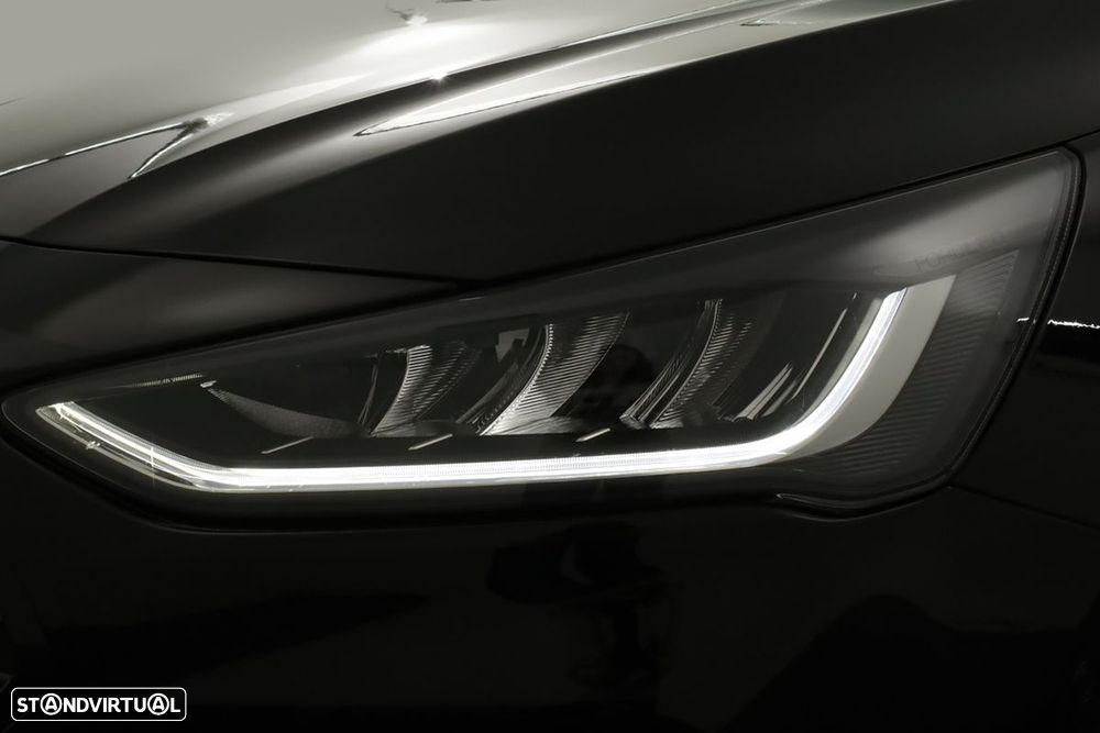 Ford Focus 1.0 EcoBoost MHEV ST-Line X - 6