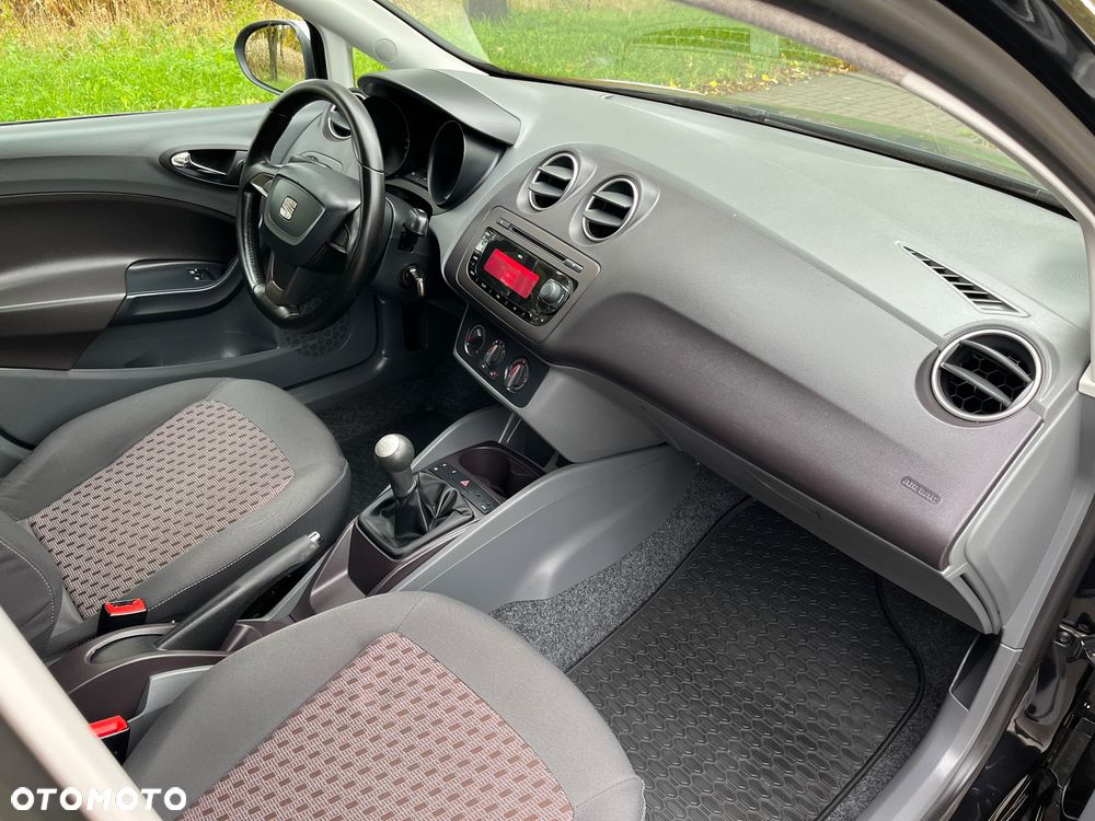 Seat Ibiza 1.4 16V Style - 24