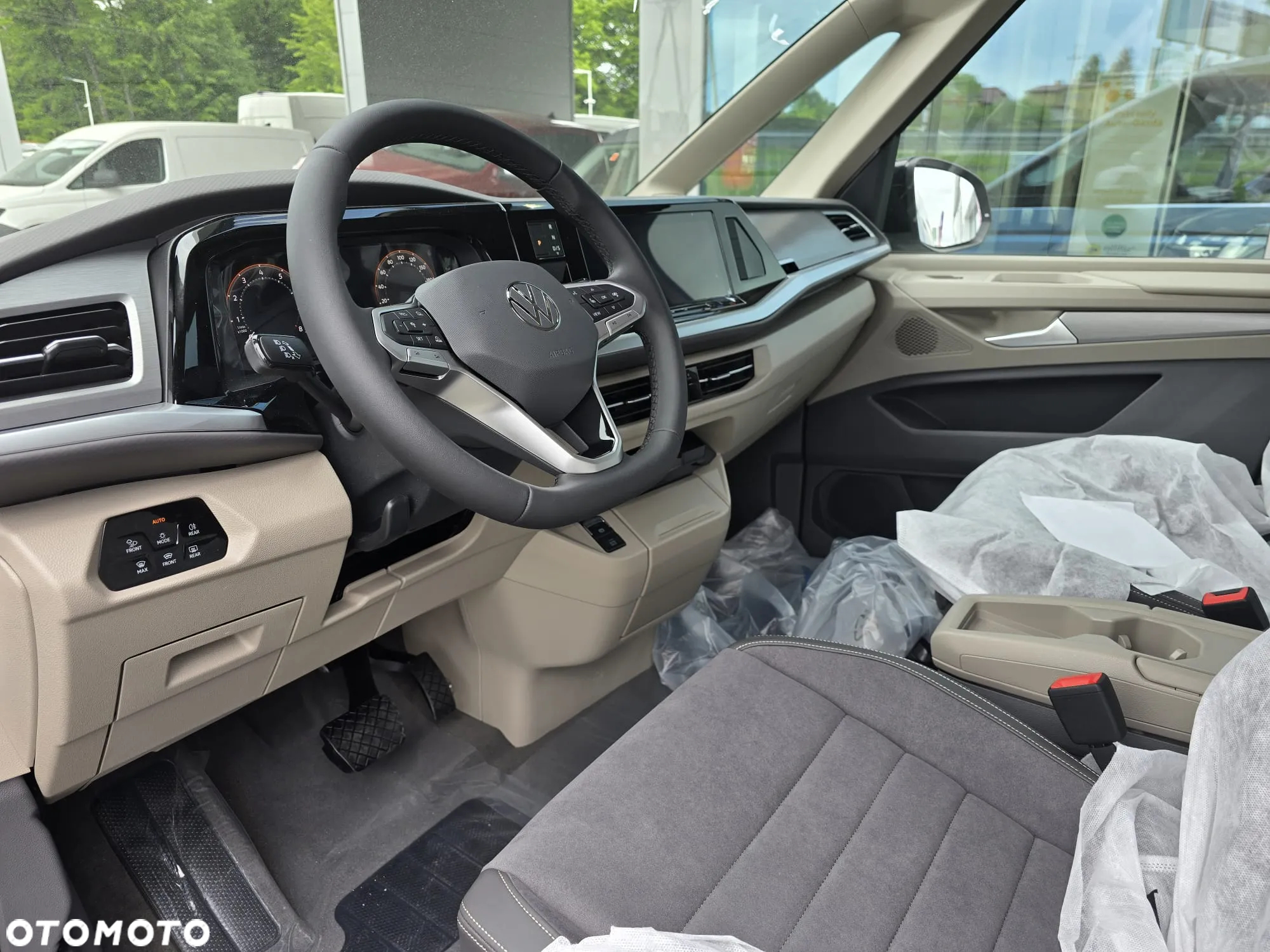 Volkswagen Multivan 2.0 TSI L1 Edition DSG - 10