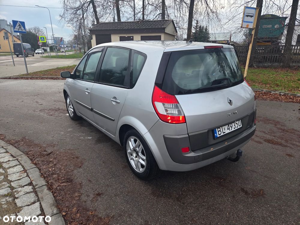 Renault Scenic 2.0 Confort Authentique - 5