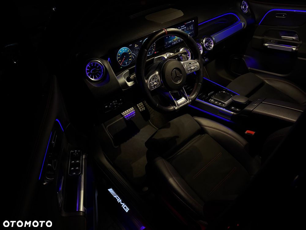 Mercedes-Benz GLB - 31