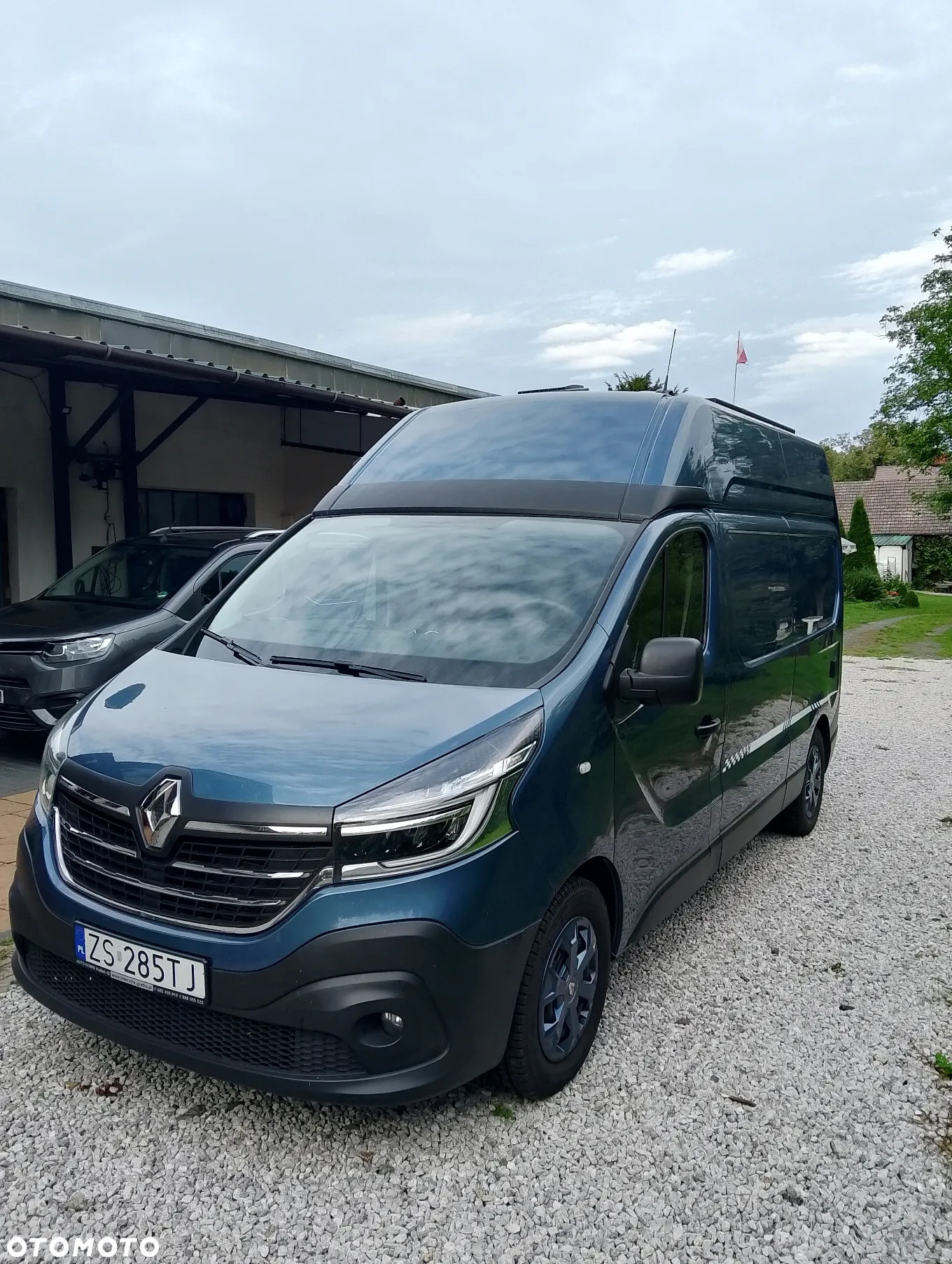 Renault Trafic - 2