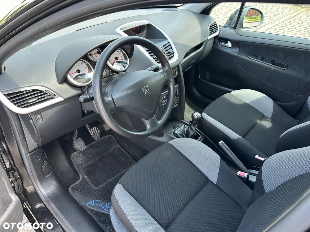 Peugeot 207 75 forever - 5
