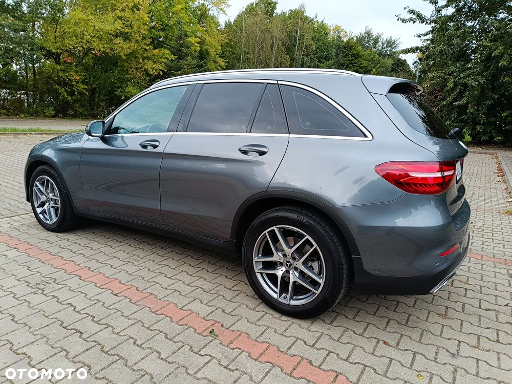 Mercedes-Benz GLC 220 d 4Matic 9G-TRONIC AMG Line - 5