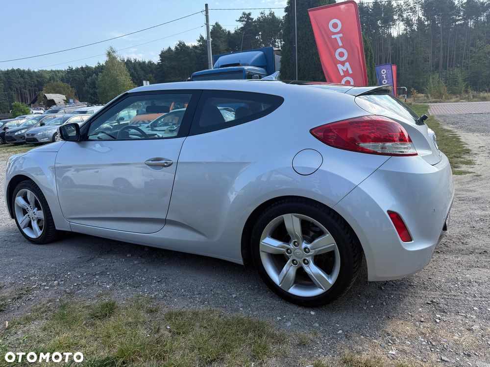 Hyundai Veloster 1.6 GDI Comfort - 3