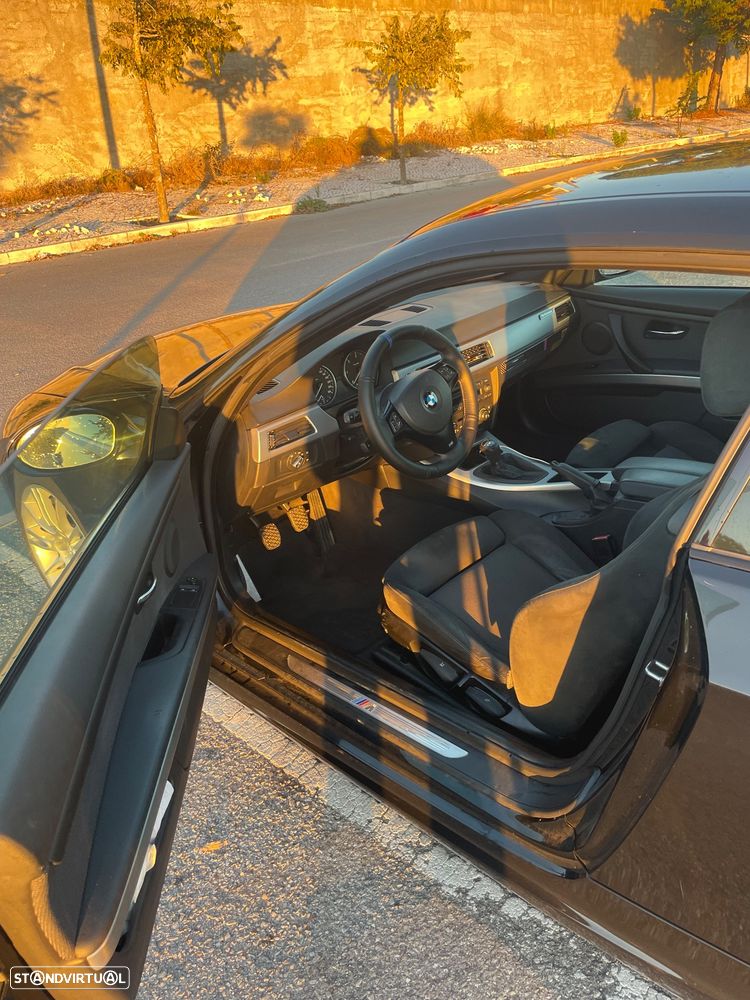 BMW 320 d Coupe - 10