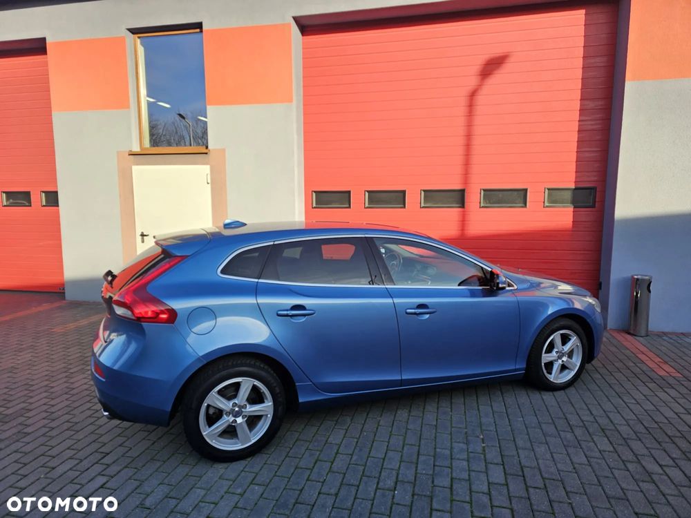 Volvo V40 D4 Summum - 11