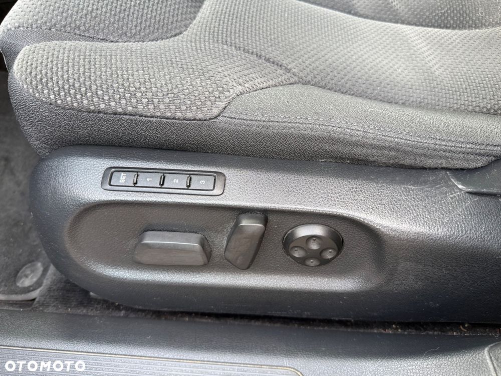 Volkswagen Passat 1.8 TSI Comfortline - 12
