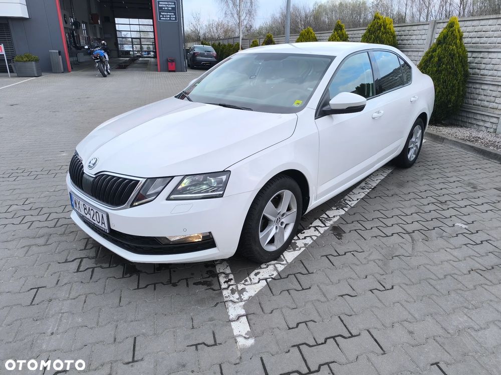 Skoda Octavia 1.6 TDI SCR Ambition - 2