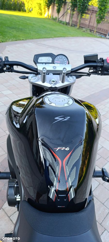 Yamaha FZ6 - 10