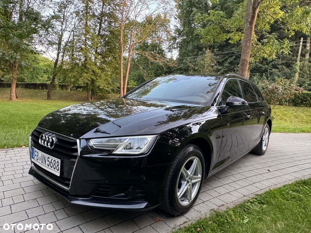 Audi A4 Avant 35 TDI S tronic design - 12