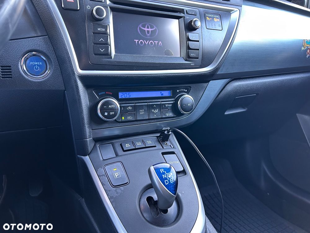 Toyota Auris - 12