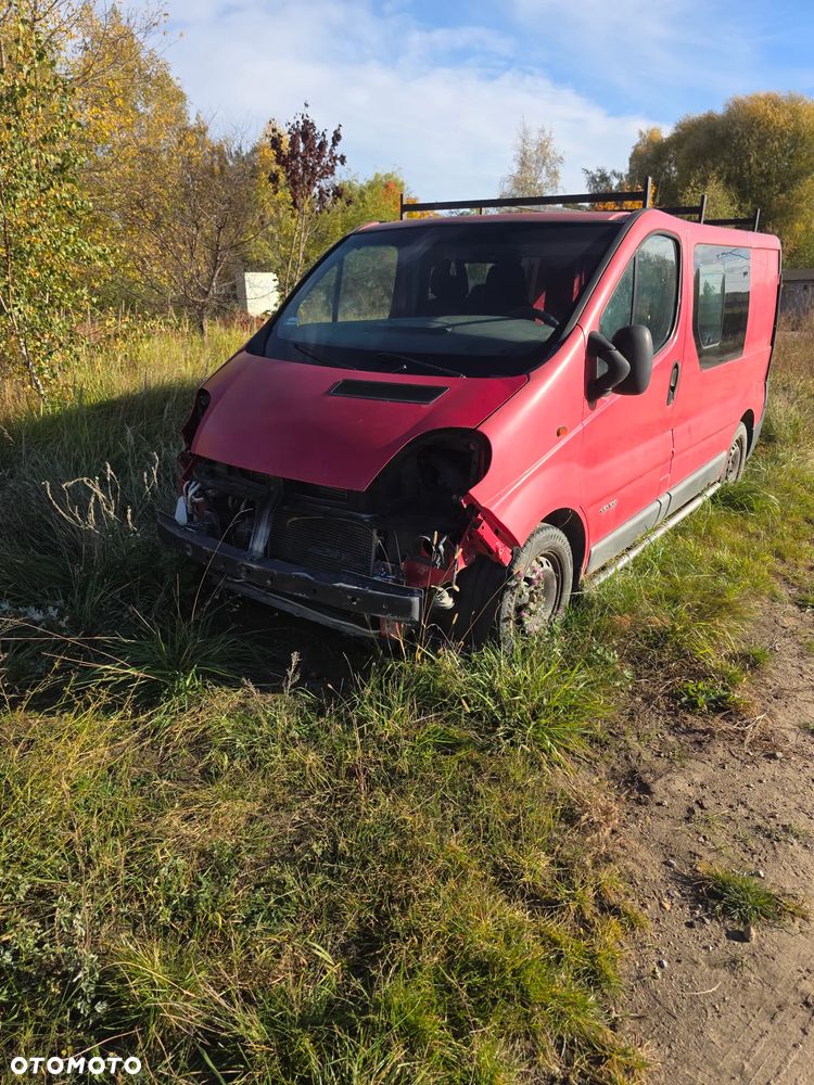 Renault Trafic - 2