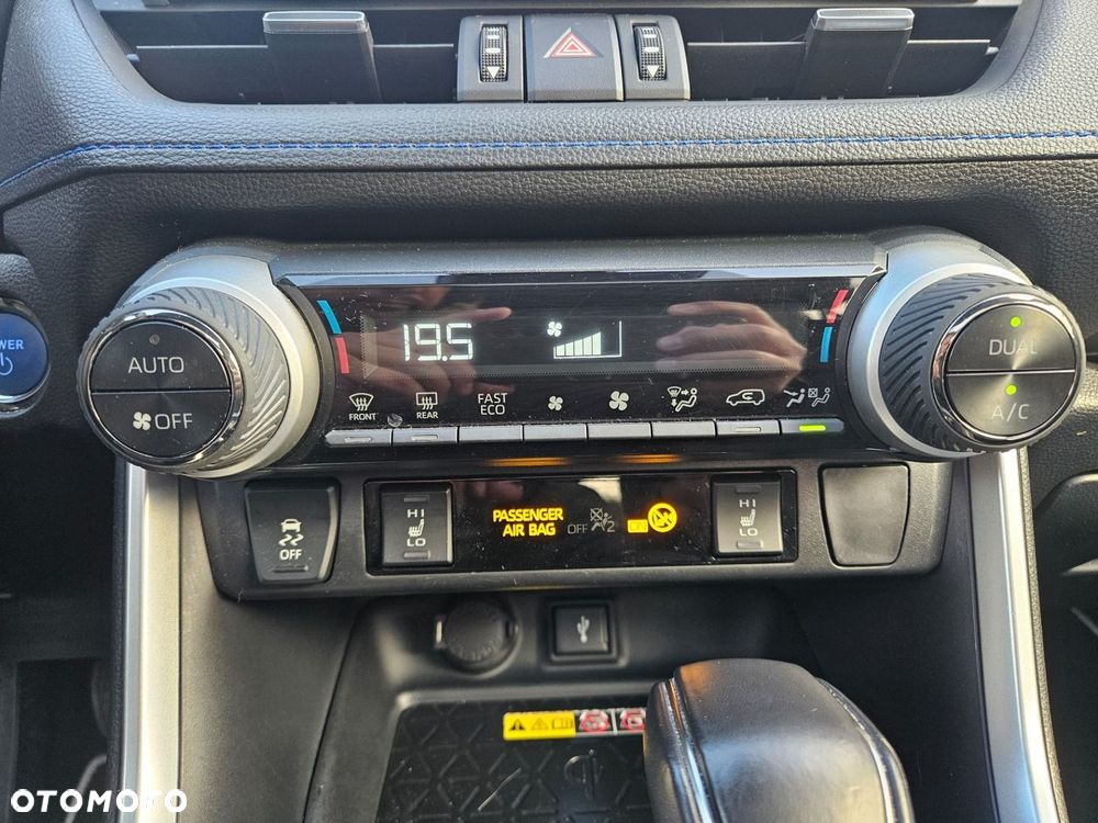 Toyota RAV4 2.5 Hybrid Selection 4x4 - 18